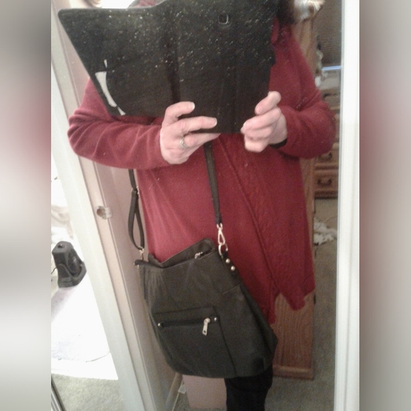 Black Hobo Bag - Picture 6 of 6